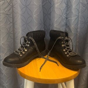 Time and Tru Black Ankle Boots